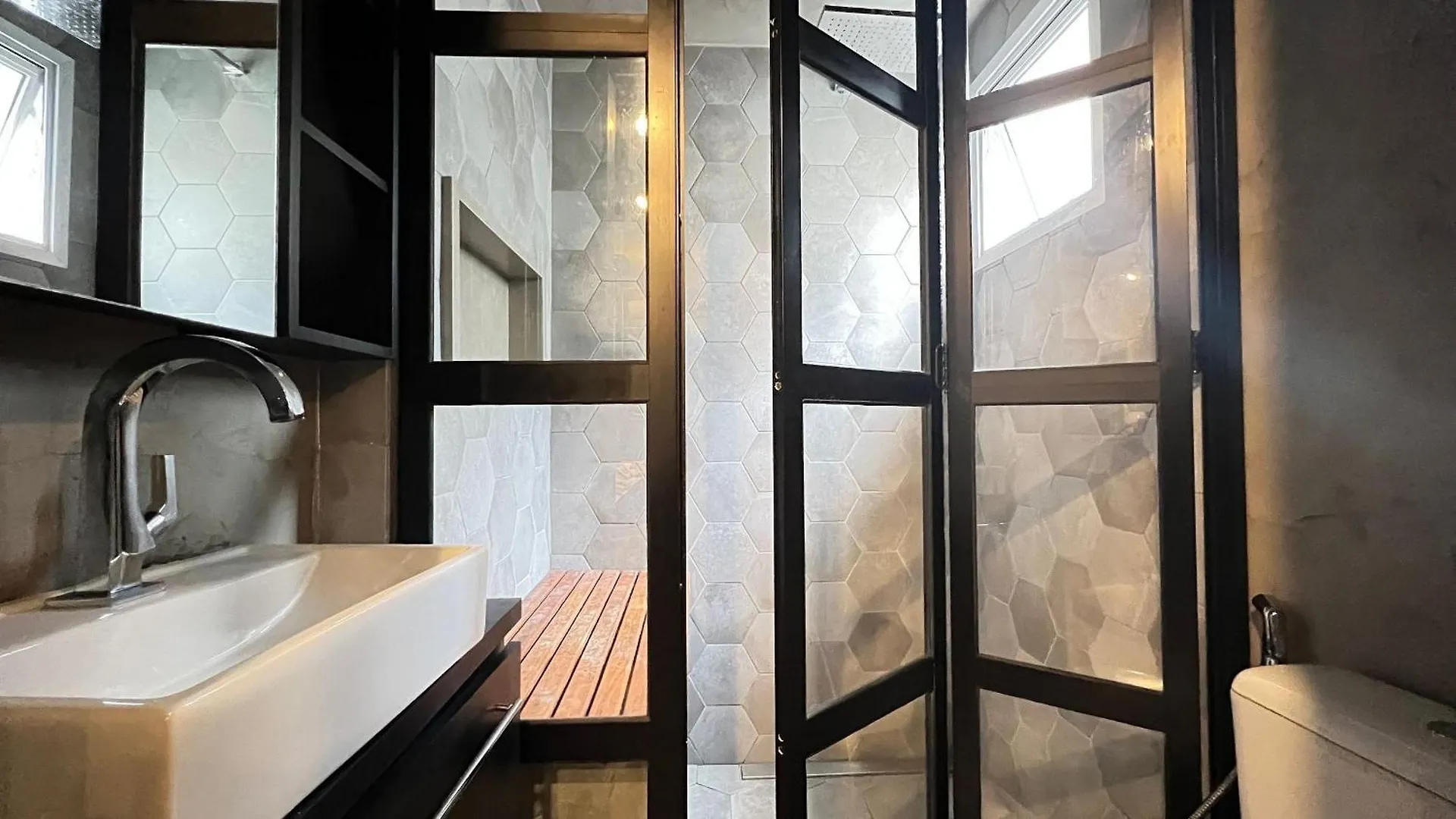 Mh 10201 - Estiloso Studio Com Wf/Ac/Cama Queen São Paulo